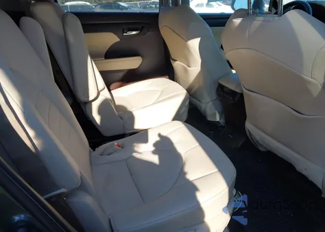 2021 Toyota Highlander Xle from USA, damaged, VIN 5TDGZRBHXMS119124